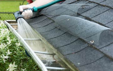 Globe Town gutter cleaning costs